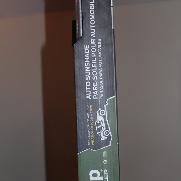 Official Genuine Jeep Wrangler Auto Sun Shade for Models 1996-2020, 53.25” x 15” - Picture 3 of 4